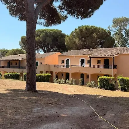 F1 Climatise Avec Piscine