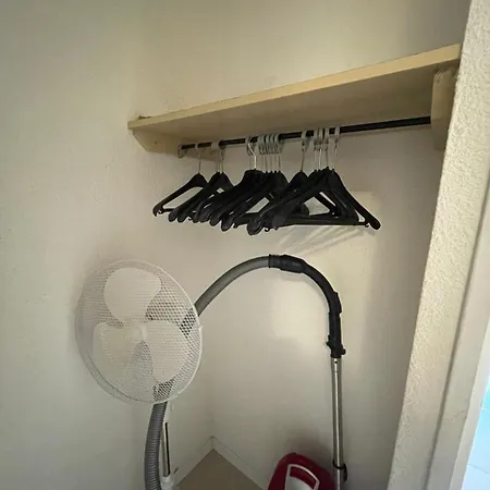 F1 Climatise Avec Piscine * Saint-Raphaël