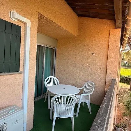 Appartement F1 Climatise Avec Piscine